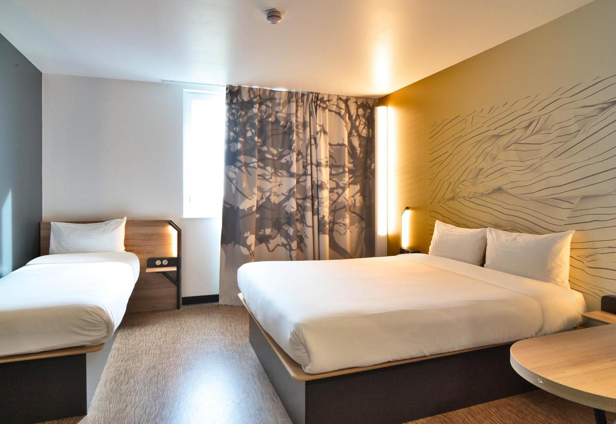 B&B Hotel Dreux Nord Exterior photo