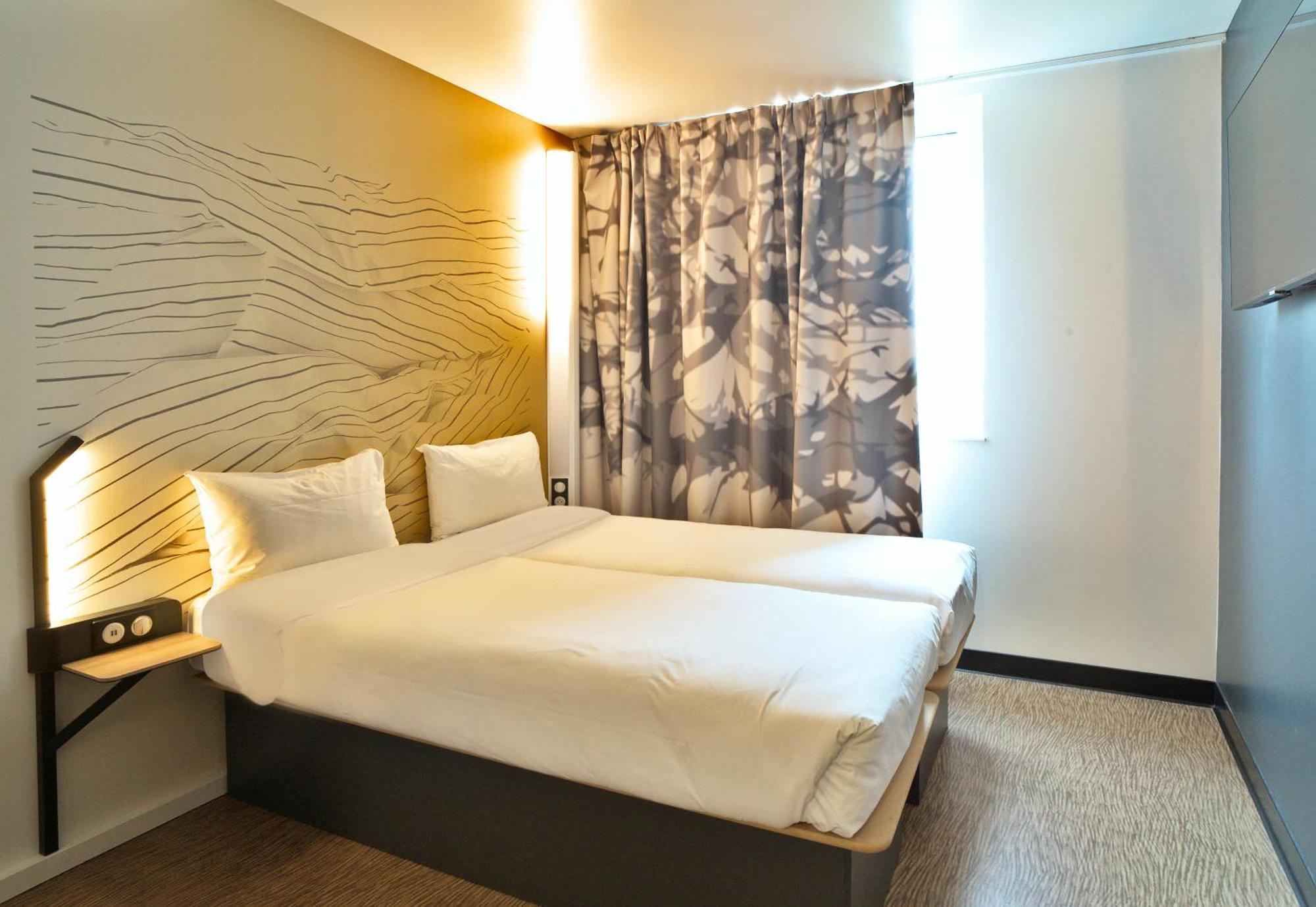 B&B Hotel Dreux Nord Exterior photo